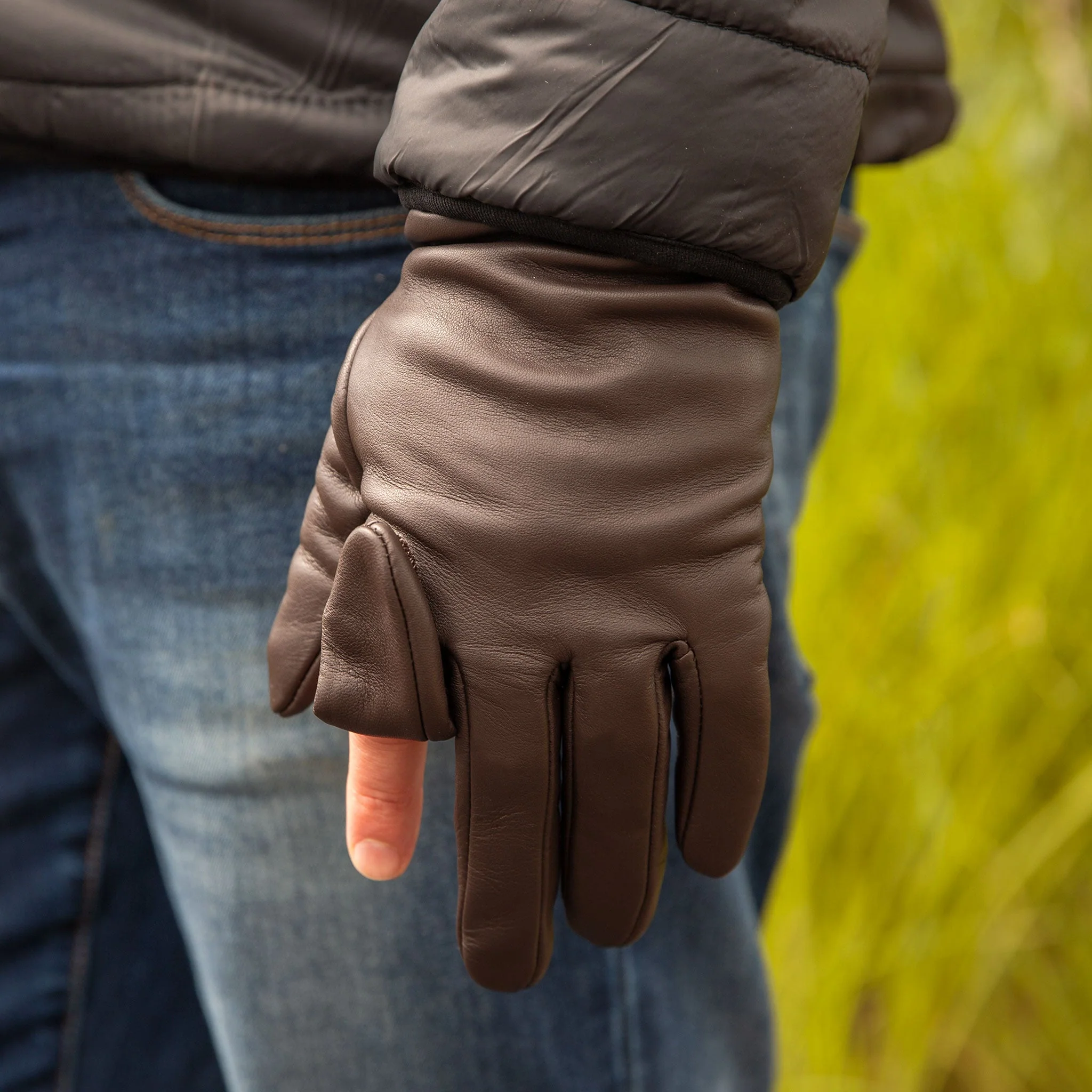 Men's Water-Resistant Fleece-Lined Leather Shooting Gloves - Image 4